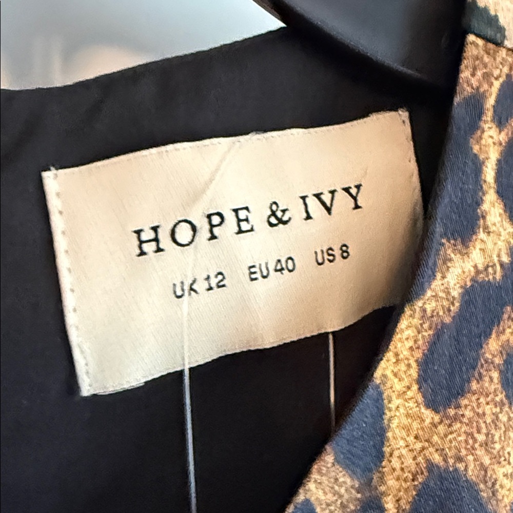 Hope & Ivy India Blouson Sleeve Skater Dress - Picture 5 of 10